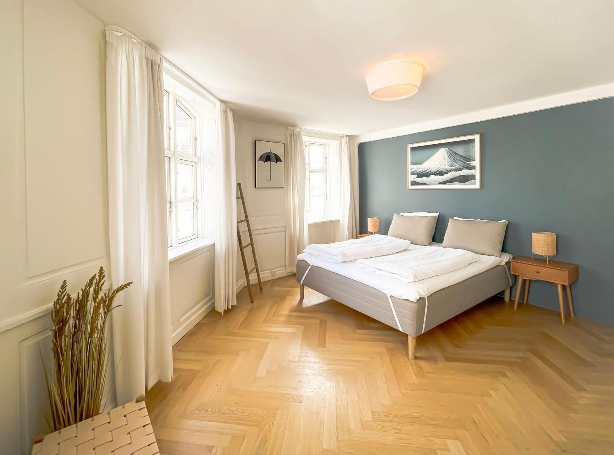 Large Apartment With 4 Bedrooms In โคเปนเฮเกน ภายนอก รูปภาพ